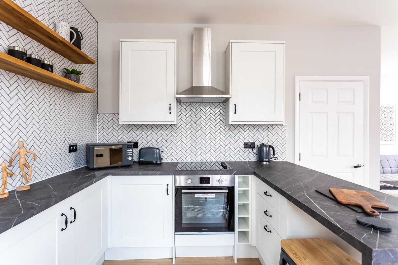 Californication - 2 Bed Apartment Southend-on-Sea Exterior foto